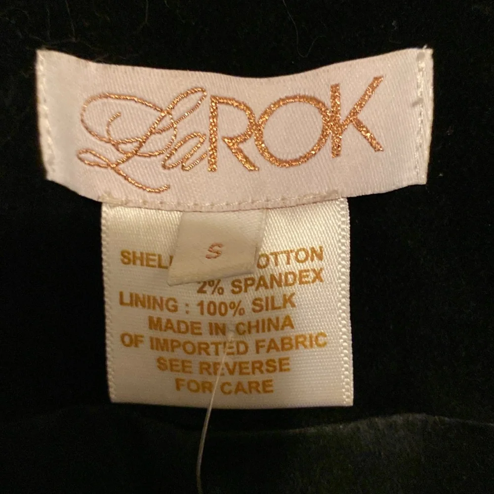 LaRok Black Velvet Jacket with Lapel Encrusted with Jewels. Size Small - Picture 9 of 11